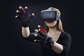 mujer con gafas de realidad virtual